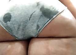 phat pain in the neck wedgie opting for
